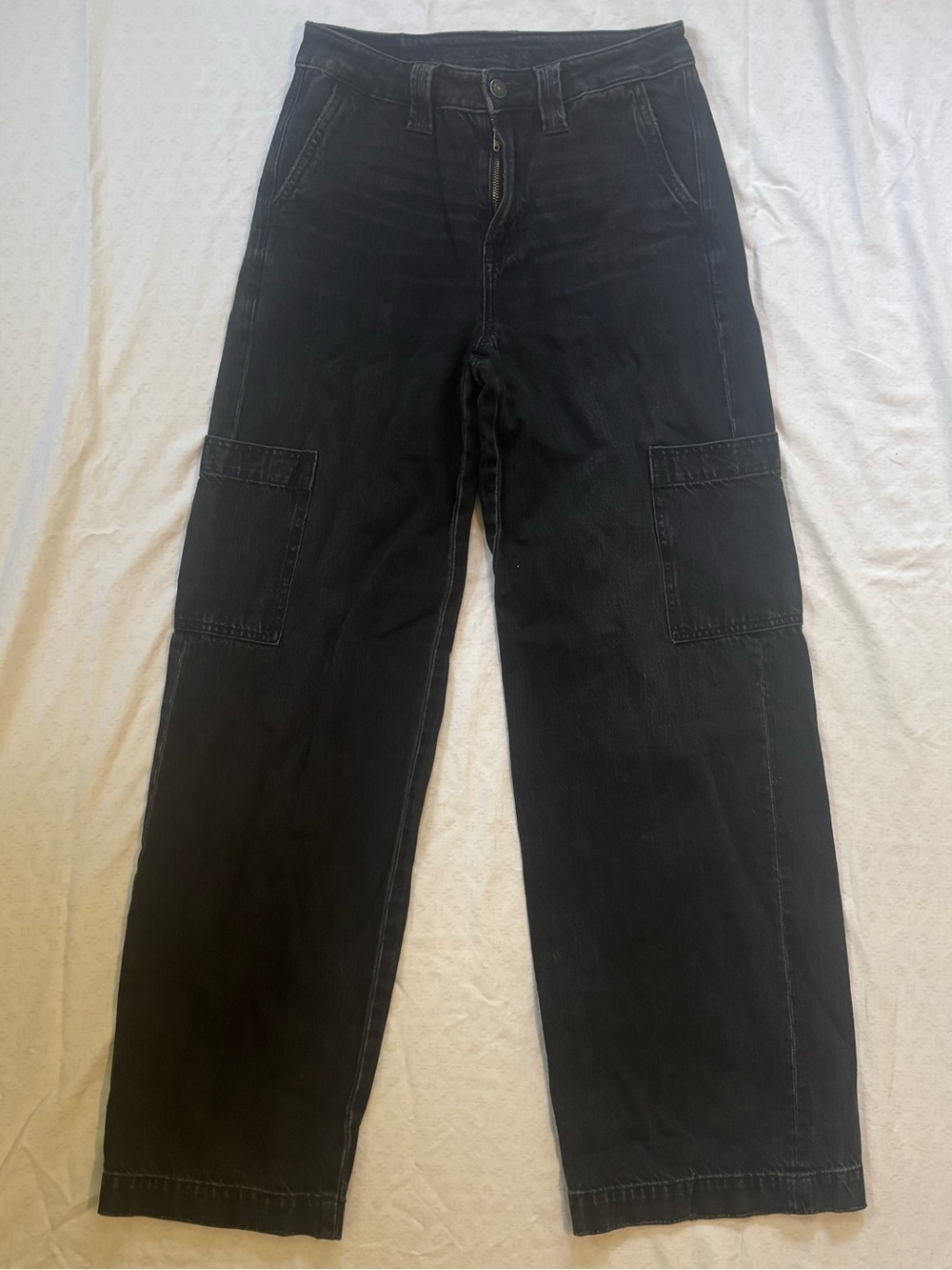 Women’s American Eagle Black Cargo Pants